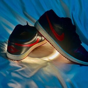 Nike Lowtop Red and Black Air Jordan
